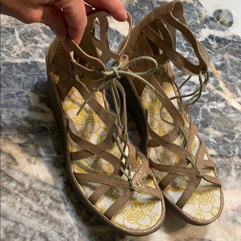 Fly London Cool Yuke Luna wedge sandal 40 9.5 NEW